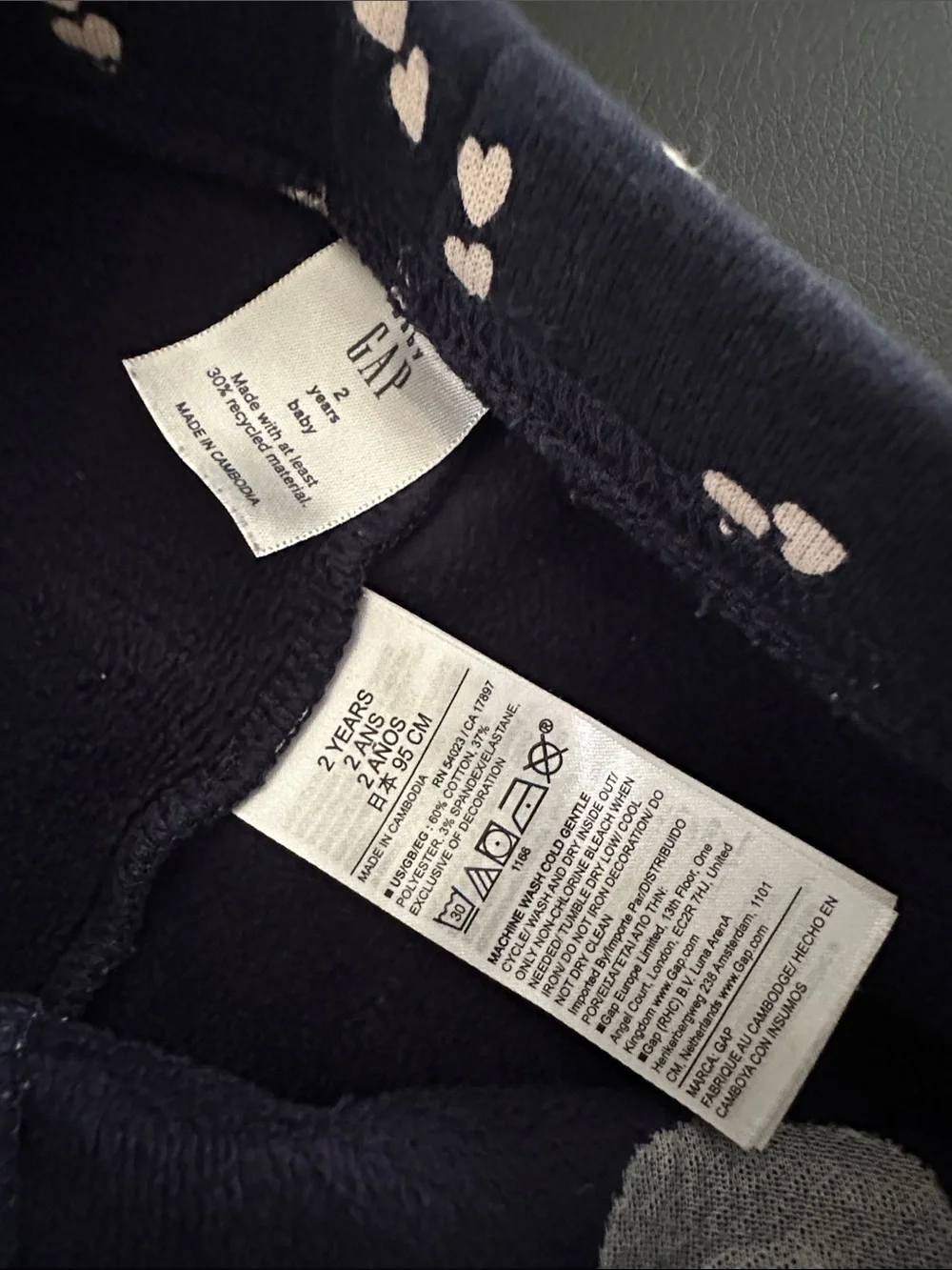 GAP Navy Leggings with Cream Heart Print